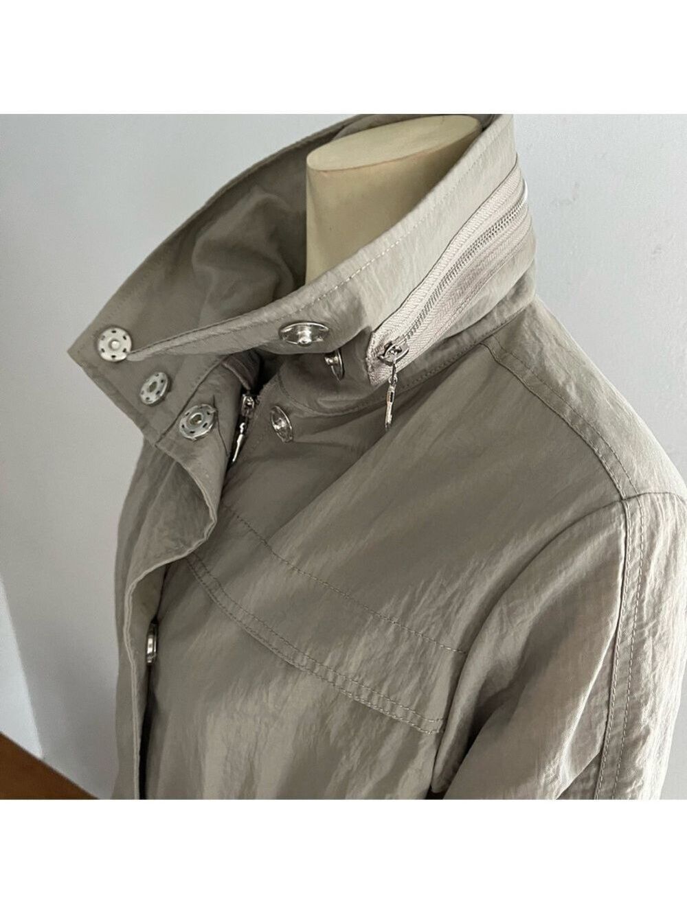 The Fillmore The Anorak Women’s Jacket Water Resistant Hooded Trench Stone XS - Picture 10 of 16
